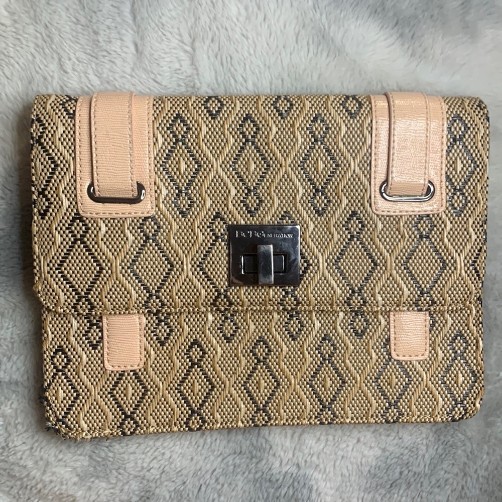BCBG Generation Clutch